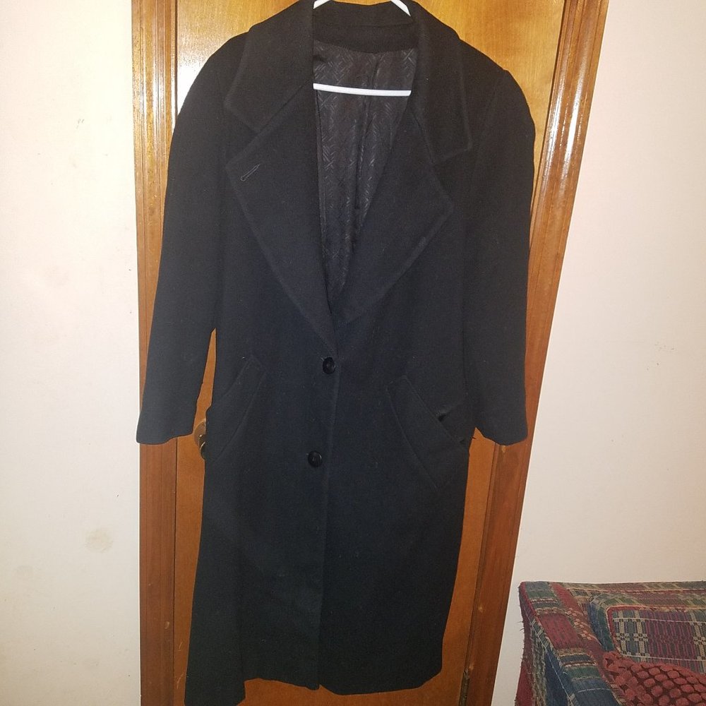 Wool trenchcoat